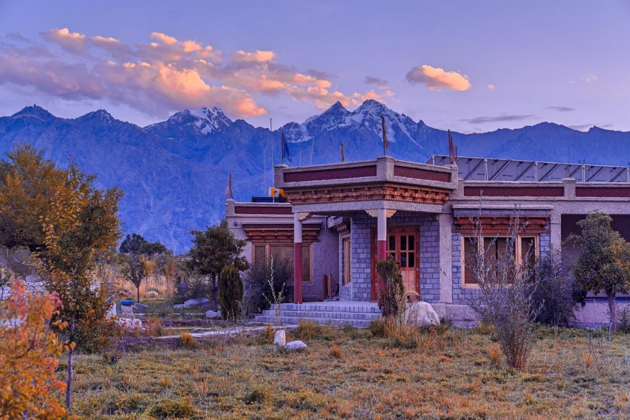 Lchang Nang Retreat-The House Of Trees-Nubra Valley Sumur Exterior foto